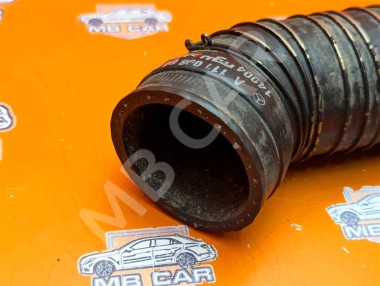 Патрубок воздушный MERCEDES-BENZ CLK-класс C208/A208 (1997 - 2000) — Разборка Мерседес