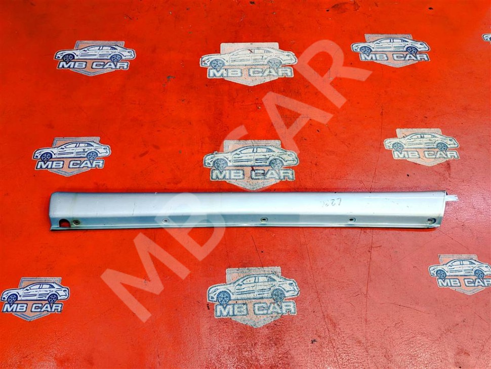 Порог пластиковый правый MERCEDES-BENZ M-класс W163 рестайлинг (2001 - 2005) фото 1 — Разборка Мерседес