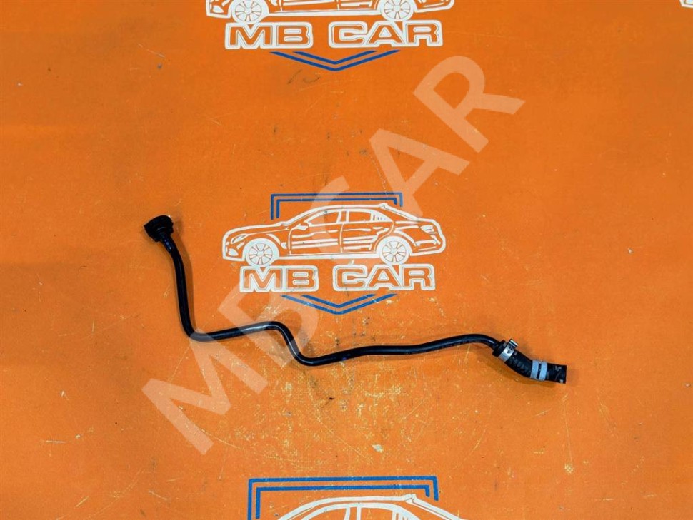 Трубка ОЖ MERCEDES-BENZ C-класс W205/S205/C205/A205 (2014 - 2018) фото 1 — Разборка Мерседес