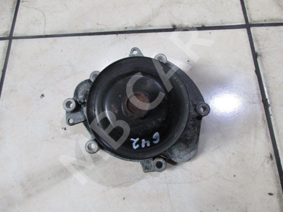 Помпа MERCEDES-BENZ CLS-класс C219 рестайлинг (2008 - 2010) фото 1 &mdash; Разборка Мерседес