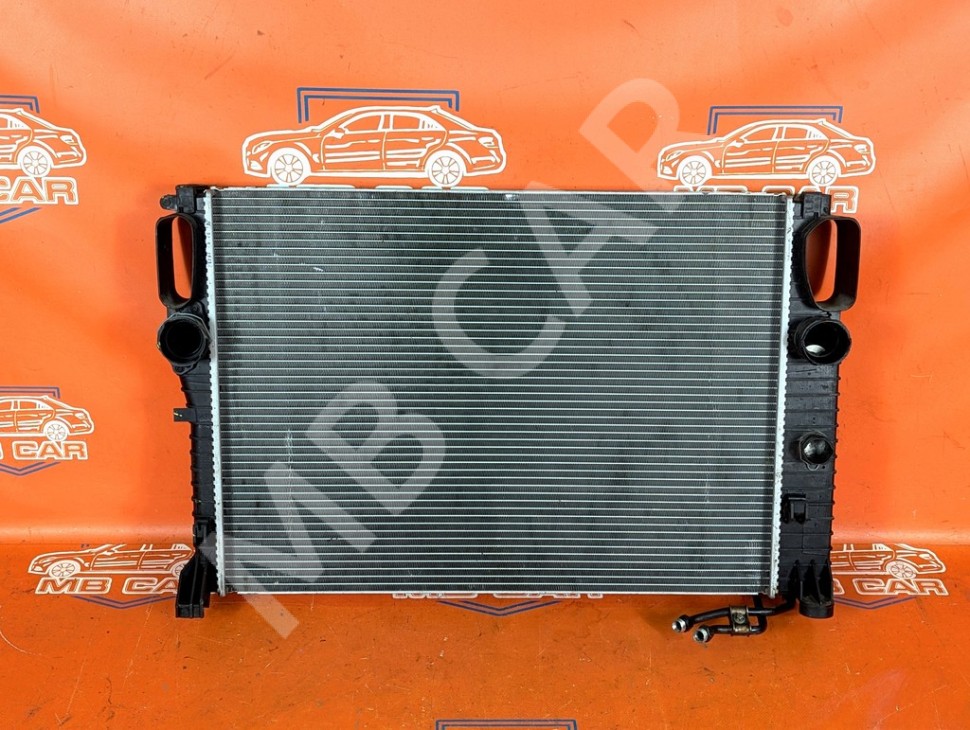 Радиатор MERCEDES-BENZ E-класс W211/S211 (2002 - 2006) фото 1 &mdash; Разборка Мерседес