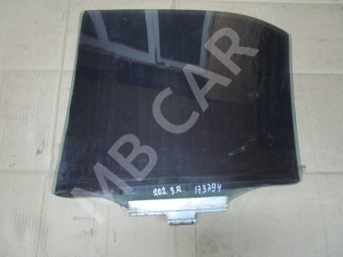 Стекло заднее правое MERCEDES-BENZ C-класс W202/S202 (1993 - 1997) — Разборка Мерседес