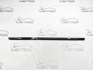 Молдинг стекла двери MERCEDES-BENZ GLC-класс AMG X253 (2016 - 2019) — Разборка Мерседес