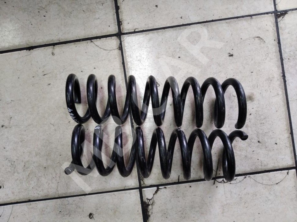 Пружина задняя MERCEDES-BENZ C-класс W203/S203/CL203 (2000 - 2004) фото 1 &mdash; Разборка Мерседес