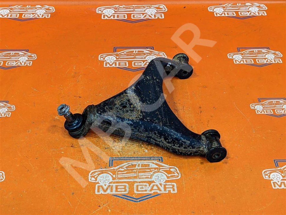 Рычаг передний нижний левый MERCEDES-BENZ Sprinter W901-905 (1995 - 2006) фото 1 — Разборка Мерседес