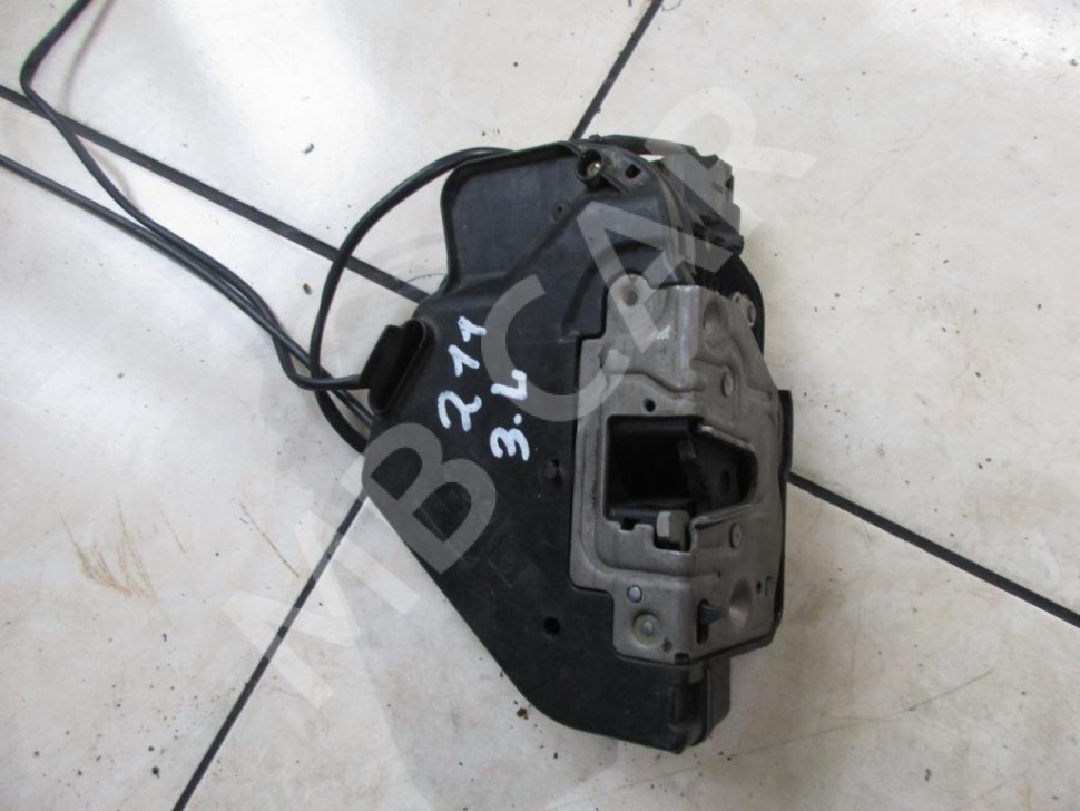 Замок двери задней левой MERCEDES-BENZ E-класс W211/S211 (2002 - 2006) фото 1 &mdash; Разборка Мерседес