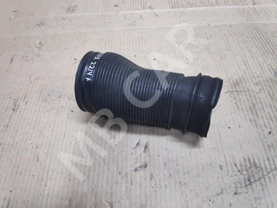 Патрубок воздушный MERCEDES-BENZ C-класс W203/S203/CL203 (2000 - 2004) фото 1 — Разборка Мерседес