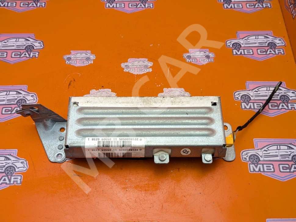 Подушка безопасности боковая MERCEDES-BENZ S-класс W221 рестайлинг (2009 - 2013) фото 1 &mdash; Разборка Мерседес