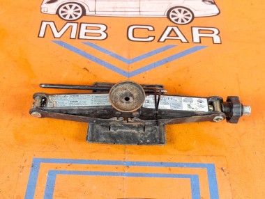 Домкрат MERCEDES-BENZ A-класс W168 рестайлинг (2001 - 2004) &mdash; Разборка Мерседес