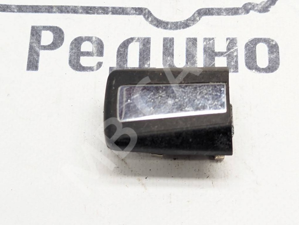 Крышка ручки двери MERCEDES-BENZ W124 W124/S124/C124/A124 (1984 - 1993) фото 1 — Разборка Мерседес