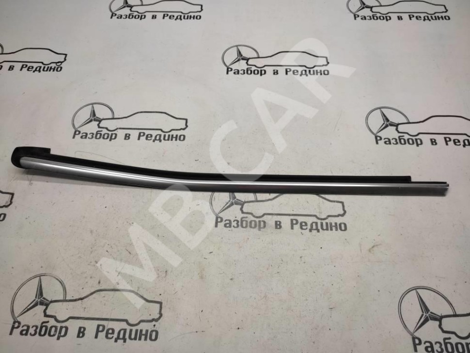 Молдинг заднего стекла MERCEDES-BENZ GLS-класс X166 (2015 - 2019) фото 1 — Разборка Мерседес