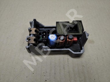 Реле моторчика печки MERCEDES-BENZ E-класс W211/S211 (2002 - 2006) — Разборка Мерседес