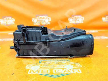 Корпус воздушного фильтра MERCEDES-BENZ C-класс W204/S204 (2006 - 2011) — Разборка Мерседес