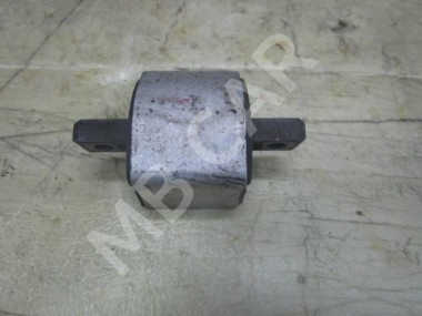 Опора КПП MERCEDES-BENZ CLS-класс C218/X218 рестайлинг (2014 - 2017) — Разборка Мерседес