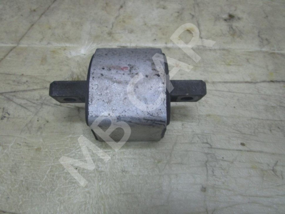 Опора КПП MERCEDES-BENZ CLS-класс C218/X218 рестайлинг (2014 - 2017) фото 1 &mdash; Разборка Мерседес