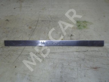 Накладка порога внутренняя MERCEDES-BENZ M-класс W163 рестайлинг (2001 - 2005) — Разборка Мерседес