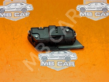 Кнопка блокировки дверей MERCEDES-BENZ R-класс W251 рестайлинг (2007 - 2010) — Разборка Мерседес