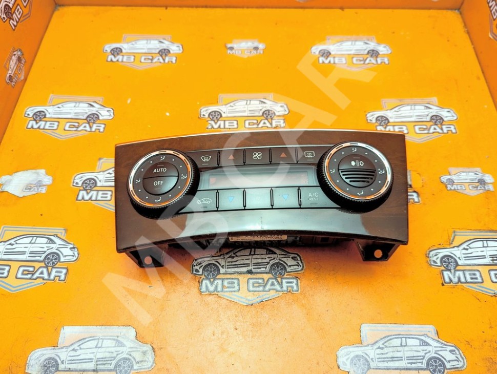 Панель управления климатом MERCEDES-BENZ C-класс W203/S203/CL203 рестайлинг (2004 - 2008) фото 1 &mdash; Разборка Мерседес