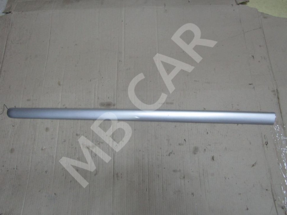 Молдинг двери MERCEDES-BENZ M-класс W163 (1997 - 2001) фото 1 — Разборка Мерседес