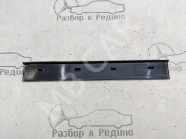 Накладка порога внутренняя MERCEDES-BENZ S-класс W220 рестайлинг (2002 - 2005) — Разборка Мерседес