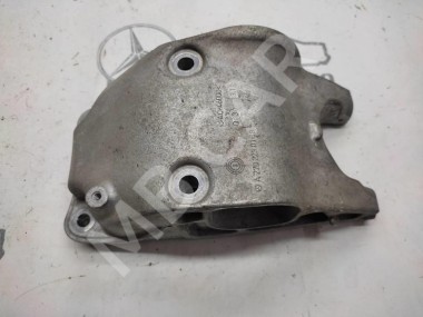 Опора двигателя задняя MERCEDES-BENZ CLA-класс C117/X117 (2013 - 2016) — Разборка Мерседес