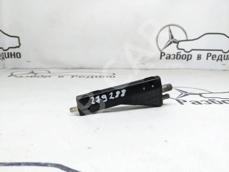 Усилитель антенны MERCEDES-BENZ A-класс W168 (1997 - 2001) фото 1 — Разборка Мерседес