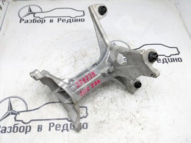 Кронштейн интеркуллера MERCEDES-BENZ C-класс W205/S205/C205/A205 (2014 - 2018) — Разборка Мерседес