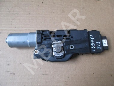 Моторчик люка MERCEDES-BENZ E-класс W213/S213/C238/A238 (2016 - 2021) — Разборка Мерседес