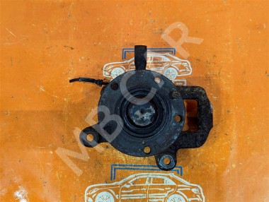 Кулак поворотный передний левый MERCEDES-BENZ Sprinter W901-905 (1995 - 2006) — Разборка Мерседес