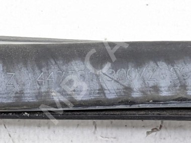 Уплотнитель дверного проема ( на кузове ) MERCEDES-BENZ V-класс W447 рестайлинг (2019 - 2025) — Разборка Мерседес