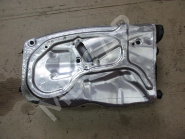 Корпус воздушного фильтра MERCEDES-BENZ M-класс W166 (2011 - 2015) — Разборка Мерседес