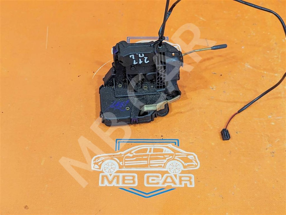 Замок двери передней левой MERCEDES-BENZ E-класс W211/S211 (2002 - 2006) фото 1 — Разборка Мерседес