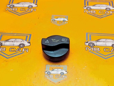 Крышка маслозаливной горловины MERCEDES-BENZ M-класс W164 рестайлинг (2008 - 2011) &mdash; Разборка Мерседес