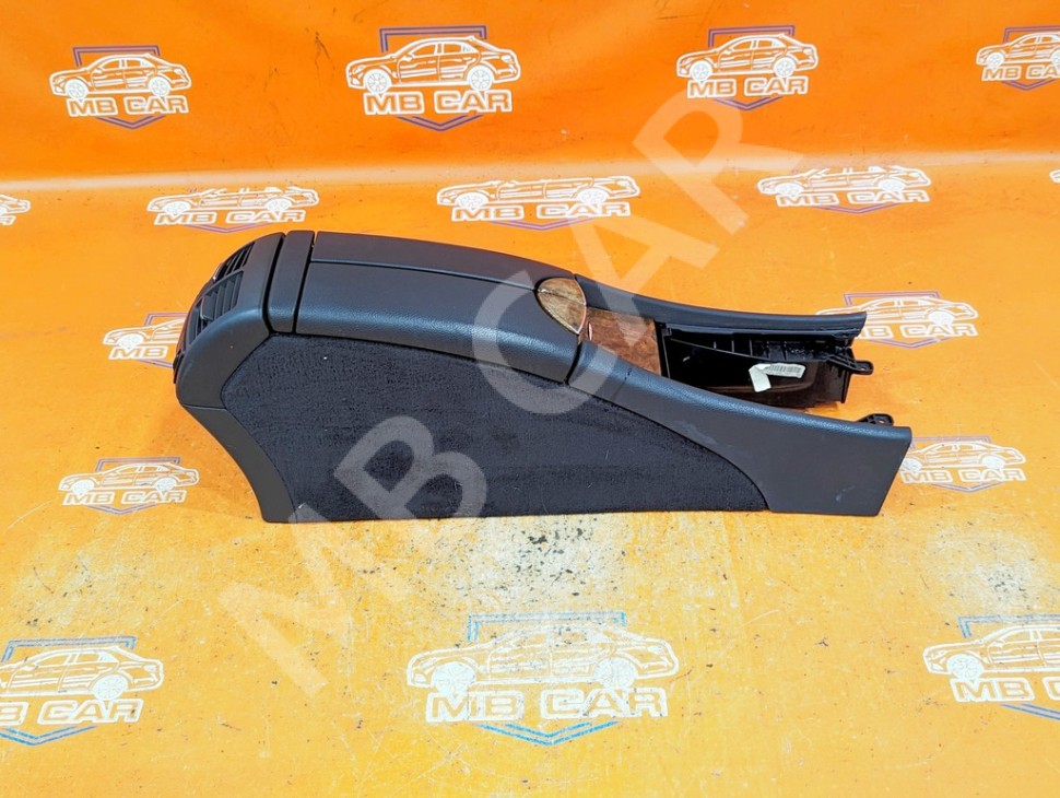 Подлокотник MERCEDES-BENZ E-класс W211/S211 (2002 - 2006) фото 1 — Разборка Мерседес