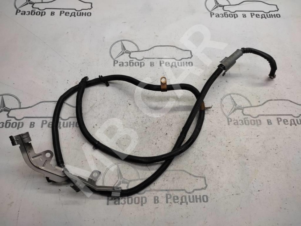 Провод генератора MERCEDES-BENZ C-класс W204/S204/С204 рестайлинг (2011 - 2015) фото 1 — Разборка Мерседес