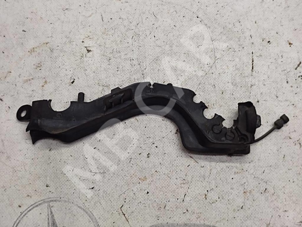 Уплотнитель MERCEDES-BENZ S-класс W221 (2005 - 2009) фото 1 — Разборка Мерседес