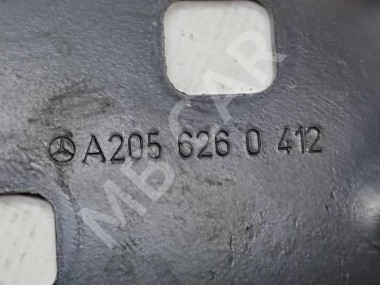 Кронштейн радиатора MERCEDES-BENZ C-класс W205/S205/C205/A205 (2014 - 2018) — Разборка Мерседес