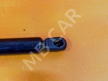 Амортизатор капота MERCEDES-BENZ CLK-класс C208/W208 рестайлинг (1999 - 2003) — Разборка Мерседес