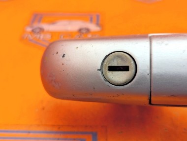 Ручка двери наружняя MERCEDES-BENZ V-класс W638/W639 (1996 - 2003) V 220 2.1 D AT (122 л.с.) &mdash; Разборка Мерседес