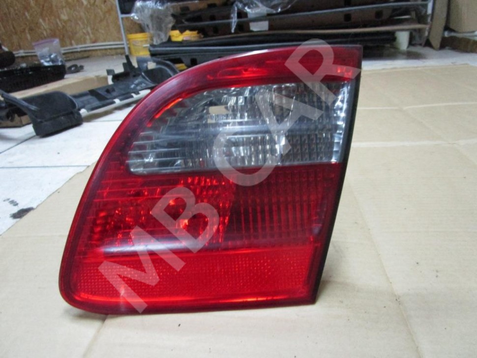 Фонарь крышки багажника MERCEDES-BENZ E-класс W211/S211 рестайлинг (2006 - 2009) фото 1 — Разборка Мерседес