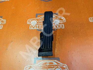 Педаль газа электронная MERCEDES-BENZ E-класс W212/S212/C207/A207 (2009 - 2013) — Разборка Мерседес