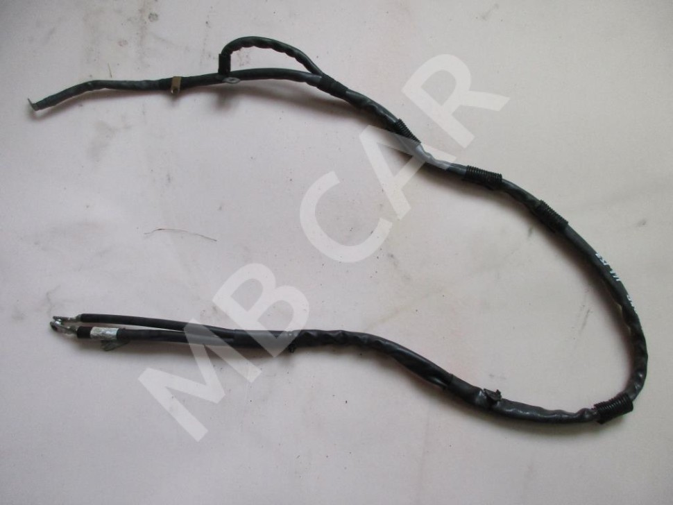 Провод стартера MERCEDES-BENZ M-класс AMG W166 (2011 - 2015) фото 1 — Разборка Мерседес