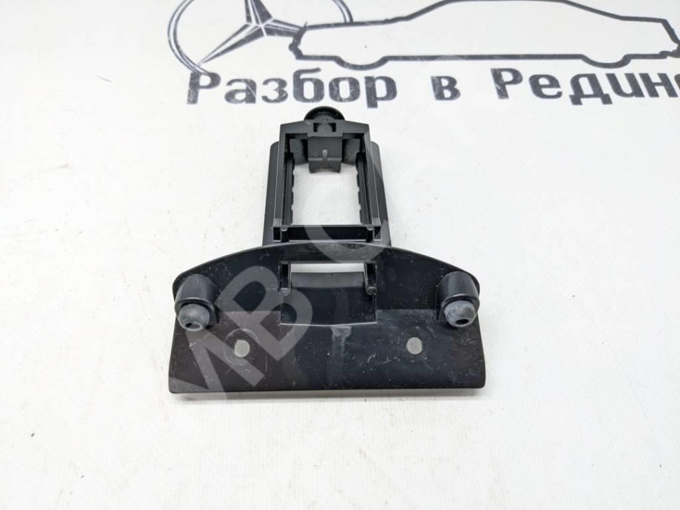 Направляющая MERCEDES-BENZ C-класс W204/S204 (2006 - 2011) фото 1 — Разборка Мерседес