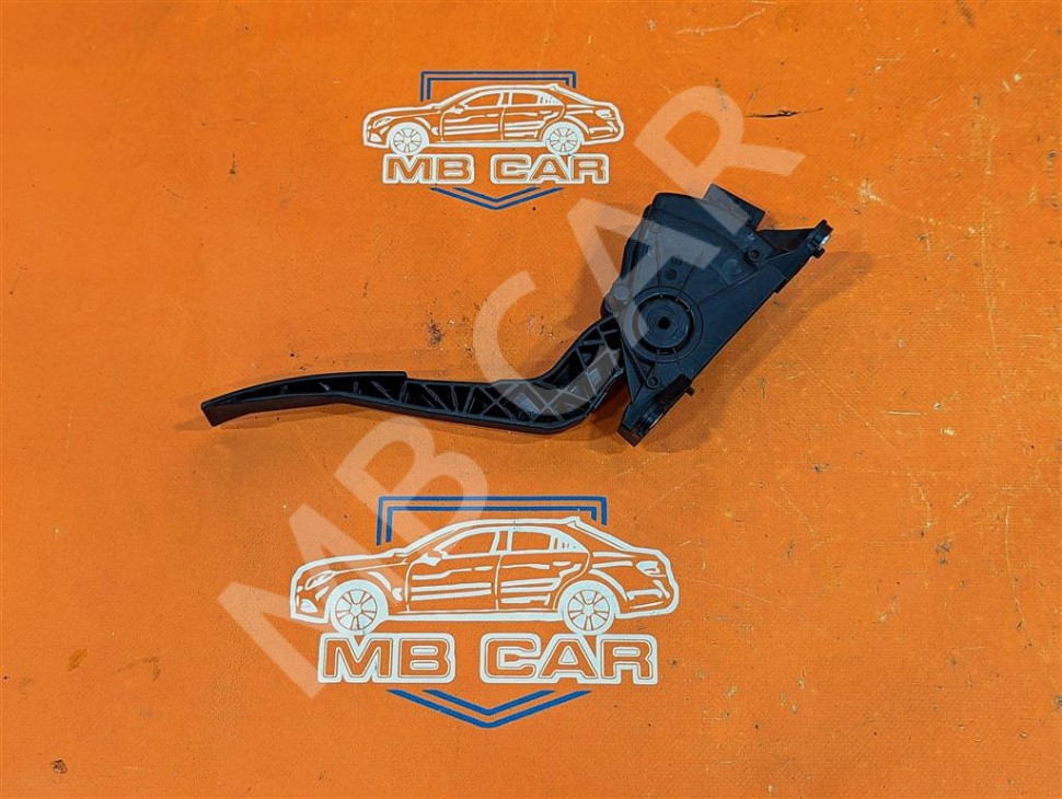 Педаль газа электронная MERCEDES-BENZ X-класс I (2017 - 2020) фото 1 — Разборка Мерседес