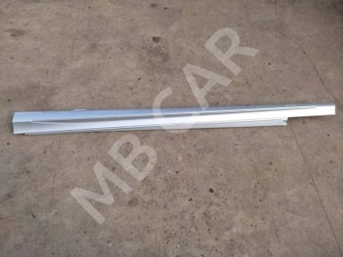 Порог пластиковый левый MERCEDES-BENZ C-класс W205/S205/C205/A205 рестайлинг (2018 - 2023) — Разборка Мерседес