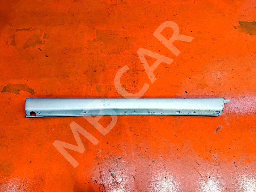 Порог пластиковый правый MERCEDES-BENZ M-класс W163 рестайлинг (2001 - 2005) фото 1 &mdash; Разборка Мерседес