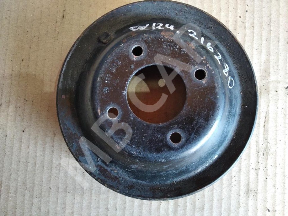 Шкив помпы MERCEDES-BENZ W124 W124/S124/C124/A124 (1984 - 1993) фото 1 &mdash; Разборка Мерседес