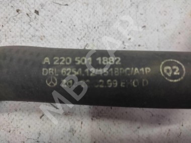 Патрубок ОЖ MERCEDES-BENZ S-класс W220 (1998 - 2005) — Разборка Мерседес