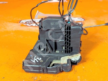 Замок двери передней левой MERCEDES-BENZ C-класс W203/S203/CL203 (2000 - 2004) &mdash; Разборка Мерседес