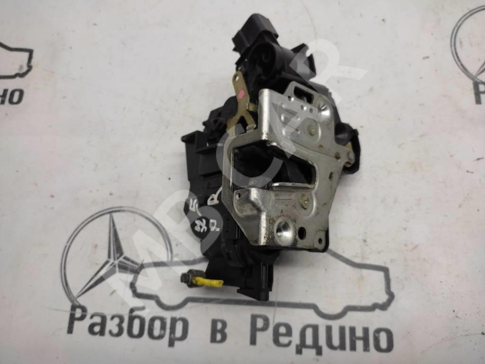 Замок двери передней правой MERCEDES-BENZ E-класс W210/S210 рестайлинг (1999 - 2003) фото 1 — Разборка Мерседес